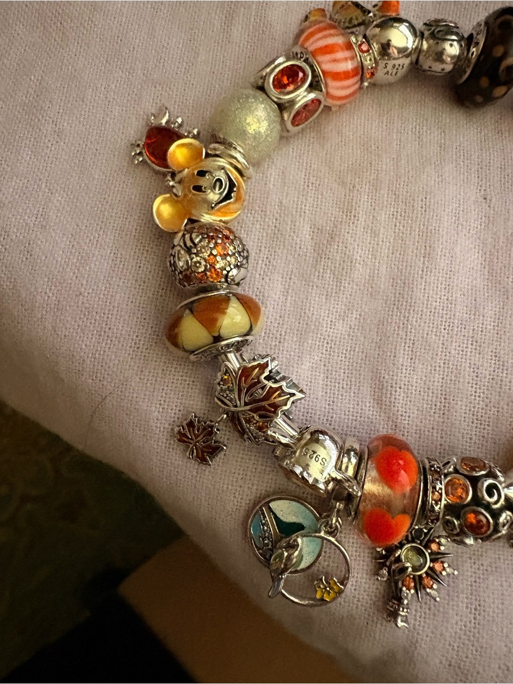 Pandora bangle with orange theme - Picture 4 of 8